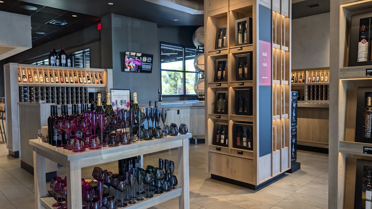 Cooper's Hawk Winery & Restaurant- St. Peters
